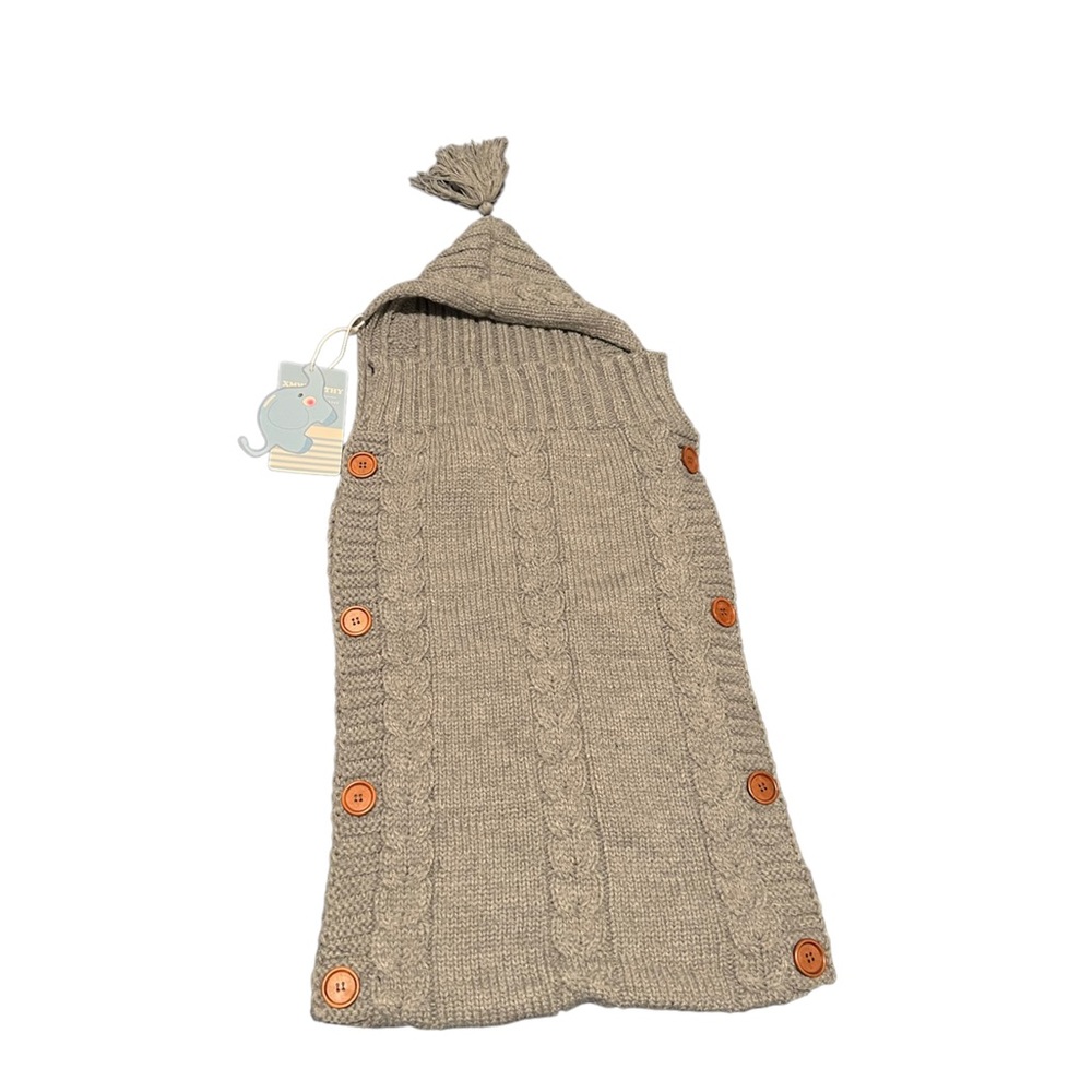 Newborn baby Wrap knit blanket.